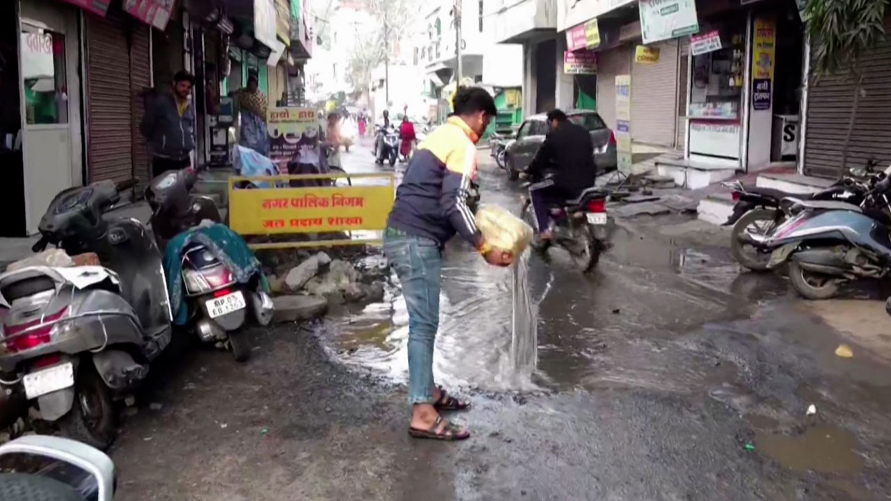 Indore Civic Body Chief Sacked Over Water Contamination Deaths