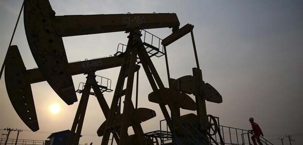 Oil Prices Edge Back From 6% Fall, But Outlook Weak