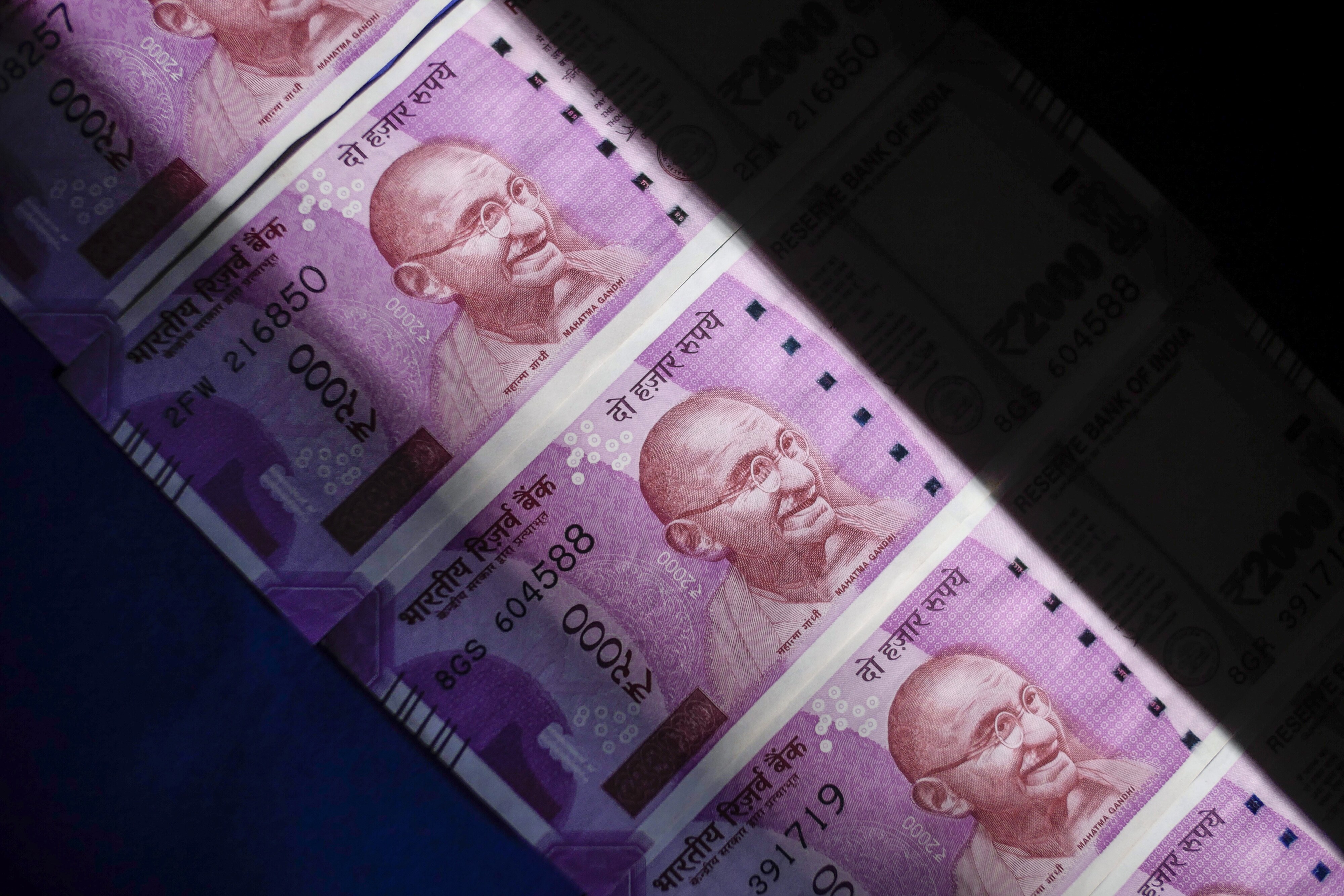 Fitch Projects Rupee To Weaken To 75 Against Dollar By 2019-End