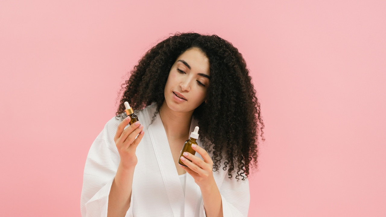 Get saffron-infused Kumkumadi oils on Flipkart, which are suited for facial care routines