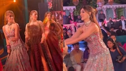 Kriti Dances Her Heart Out At Sister Nupur Sanon And Stebin Ben's Sangeet