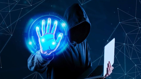 Spy Games: MHA Tightens Social Media Rules For Cops To Counter Pakistani Honeytraps