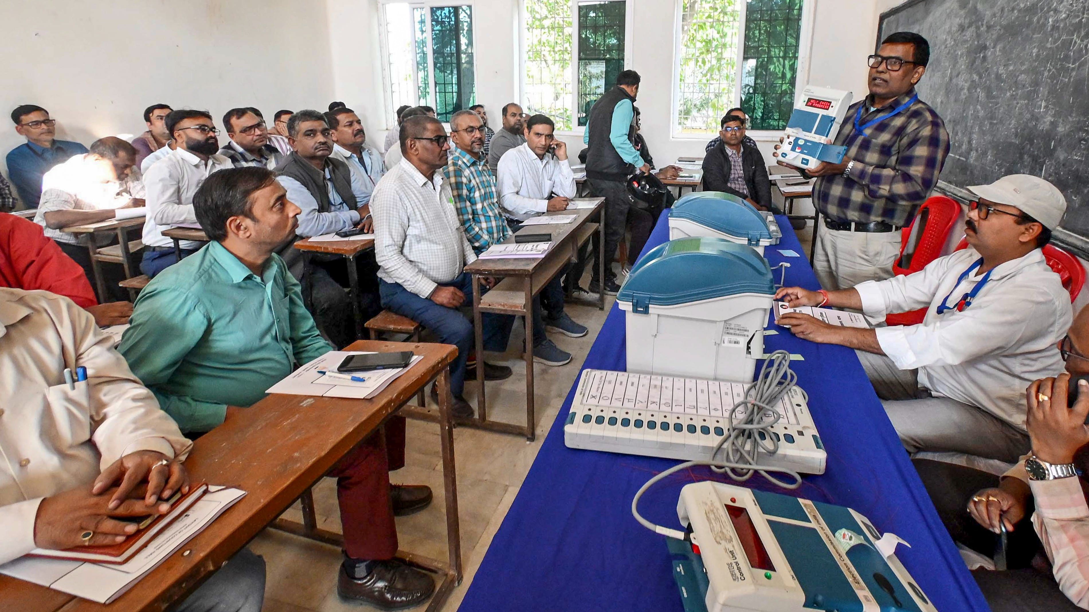 Hasanpur Election Results Highlights: JDU's Raj Kumar Ray Wins Against RJD's Mala Pushpam