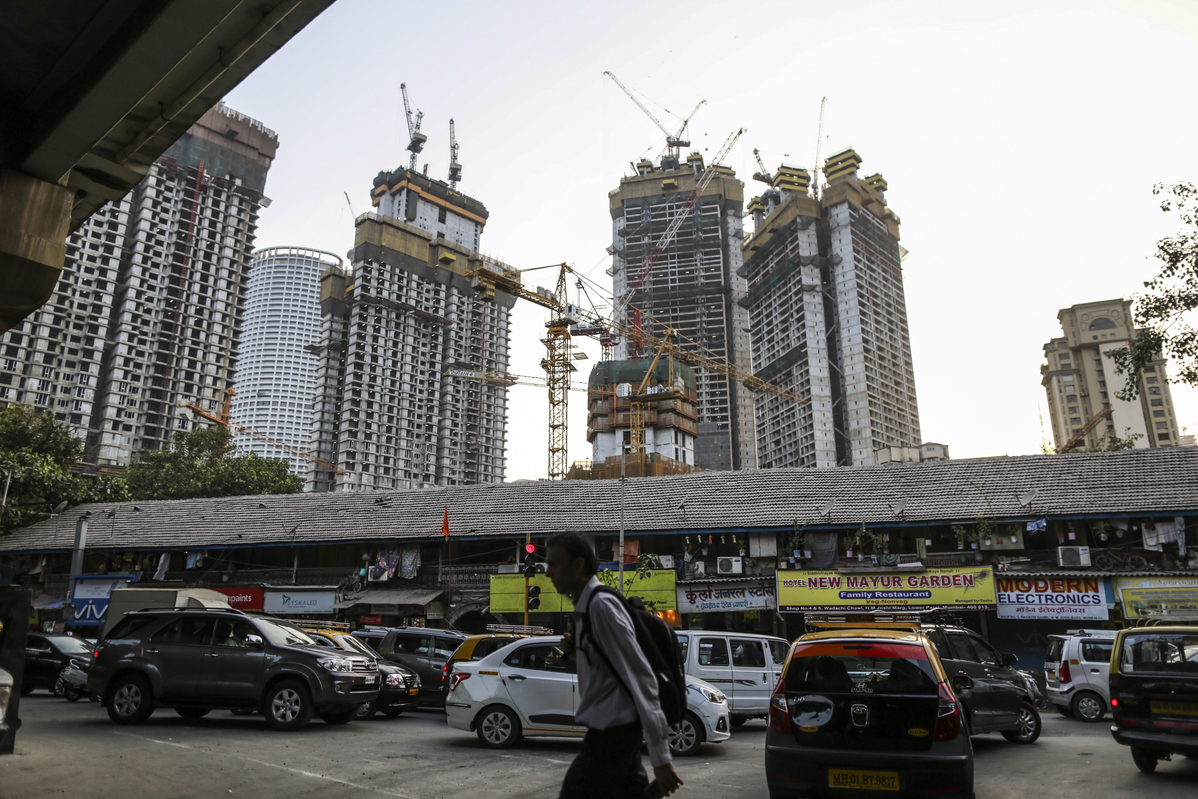 GST Countdown: Affordable Housing To Benefit; Premium Not So Much, Says Hiranandani Group