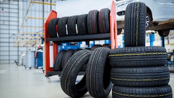 Apollo Tyres Q4 Results: Profit Surges 3.5x, Dividend Declared