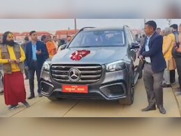 नाम सतुआ बाबा, लेक&zwj;िन शौक लग्&zwj;जरी, ड&zwj;िफेंडर और पोर्श के बाद डेढ़ करोड़ की खरीदी एक और कार&nbsp;