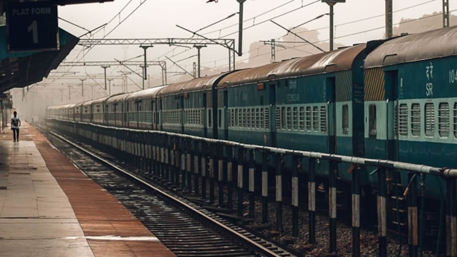 Train Roster Diwali 2018 IRCTC Indian Railways Ticket Prices Fares To Get Cheaper In ...
