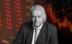 Jefferies Stays Overweight On India Despite 16% Dollar Slide This Year: Chris Wood's Case