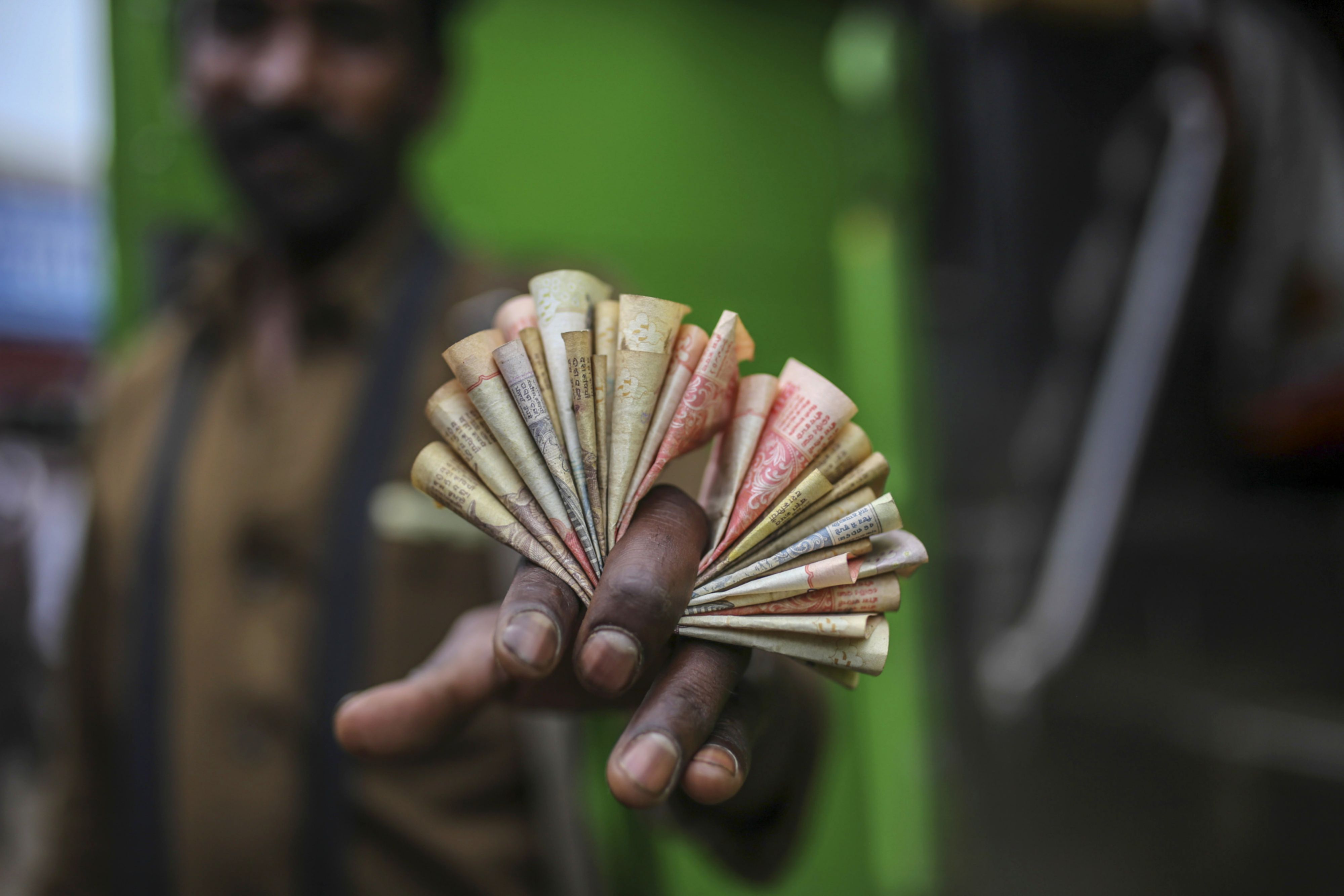 In An Uncertain Year, Lenders Step Up Retail Bad Loan Sales