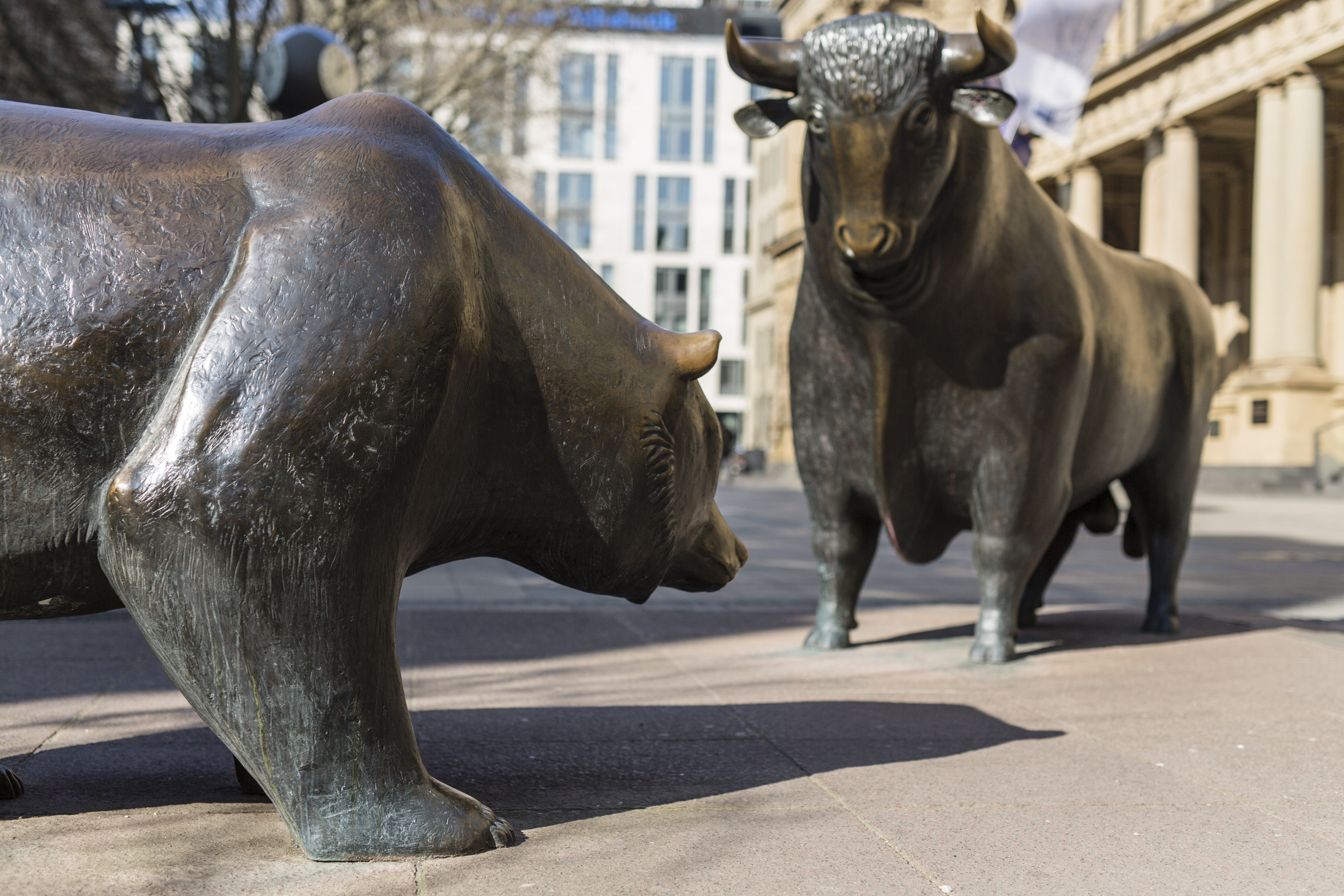 Analysts&rsquo; Top Stock Bets For 2018
