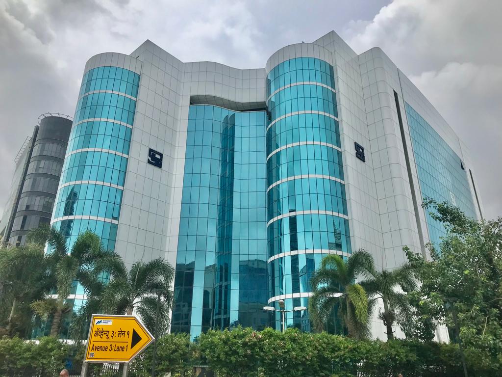 SEBI Proposes Mechanism For AMCs To Check Possible Market Abuse, Fraudulent Transactions