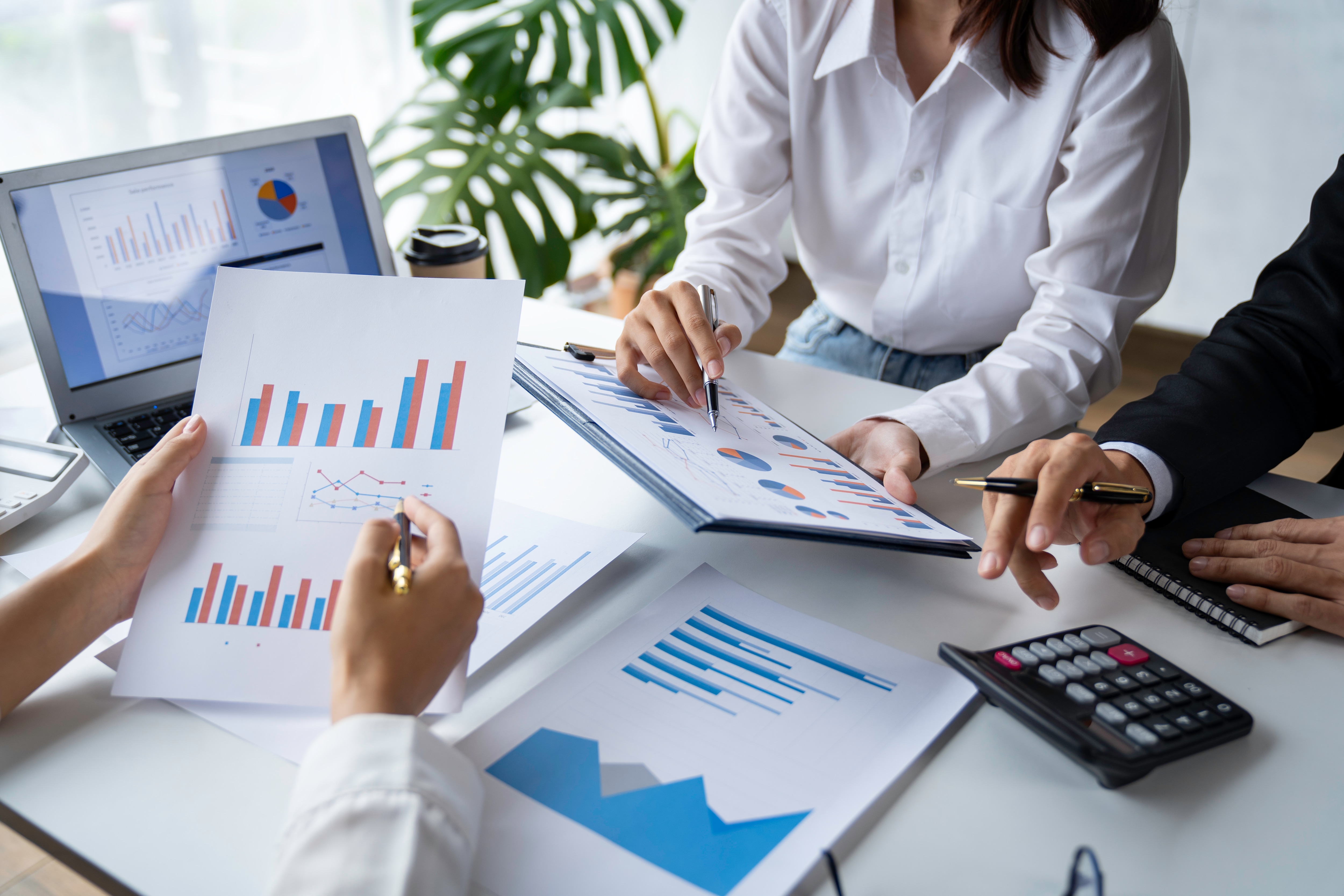 Stock Market Today: Nifty Reclaims 26,000, Sensex Ends 500 Points Higher As Max Health, HCLTech Shares Lead