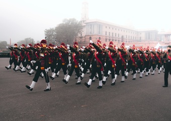 गणतंत्र दिवस की परेड देखें मात्र 20 रुपये में, मोबाइल से ऑनलाइन बुक करें टिकट, ये है पूरा तरीका