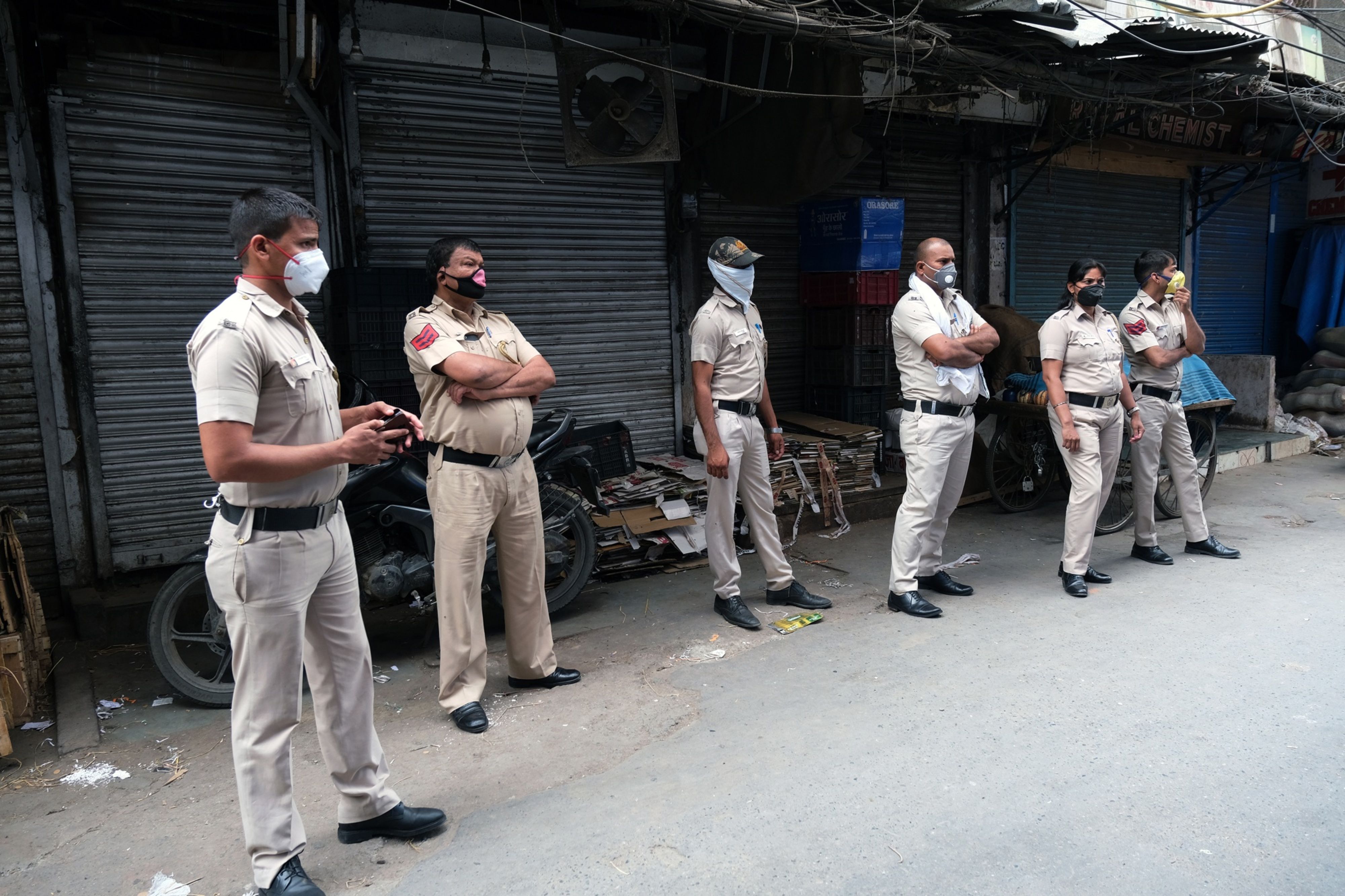 Coronavirus India Updates: Covid-19 Cases In India Near  30,000; Death Toll At 937