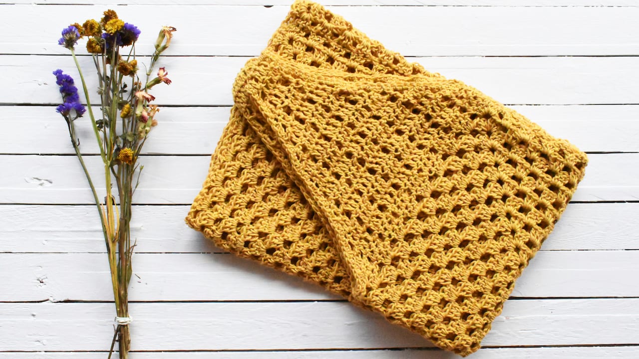 Best Crochet Jackets For Women: Top Stylish Layers To Wear Over Dresses And Tops