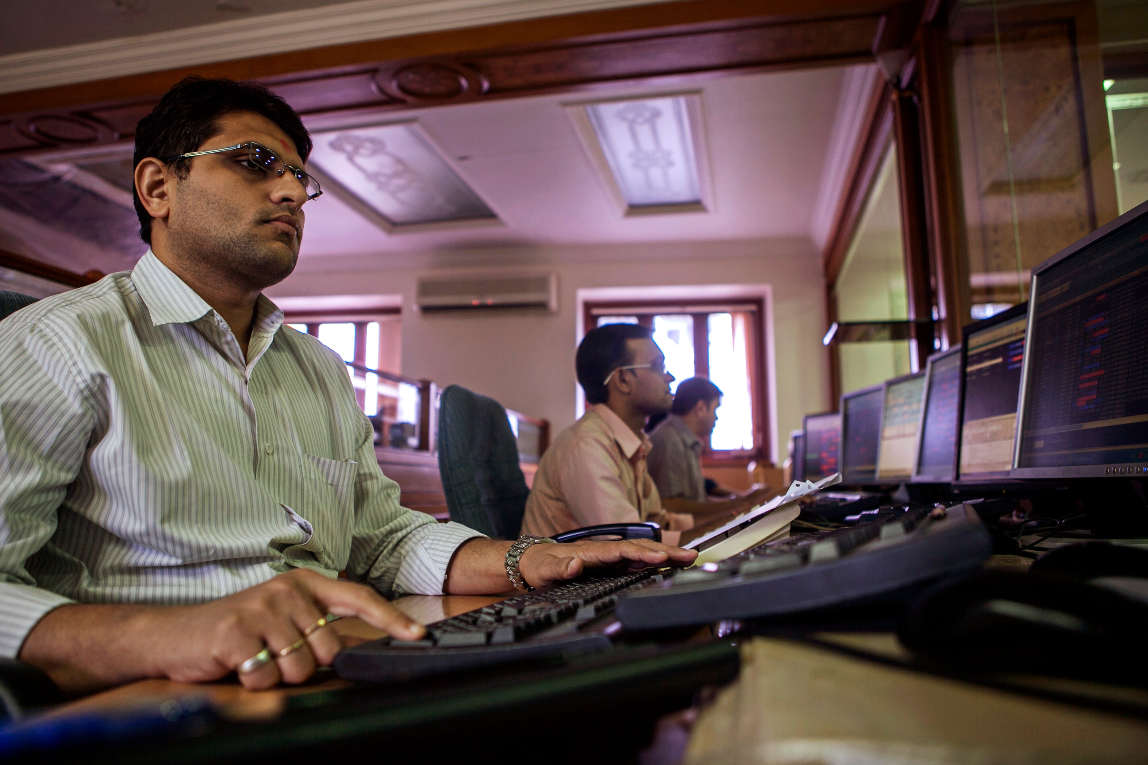 Sensex Posts Longest Losing Spree In Three Months As FMCG Shares Drag