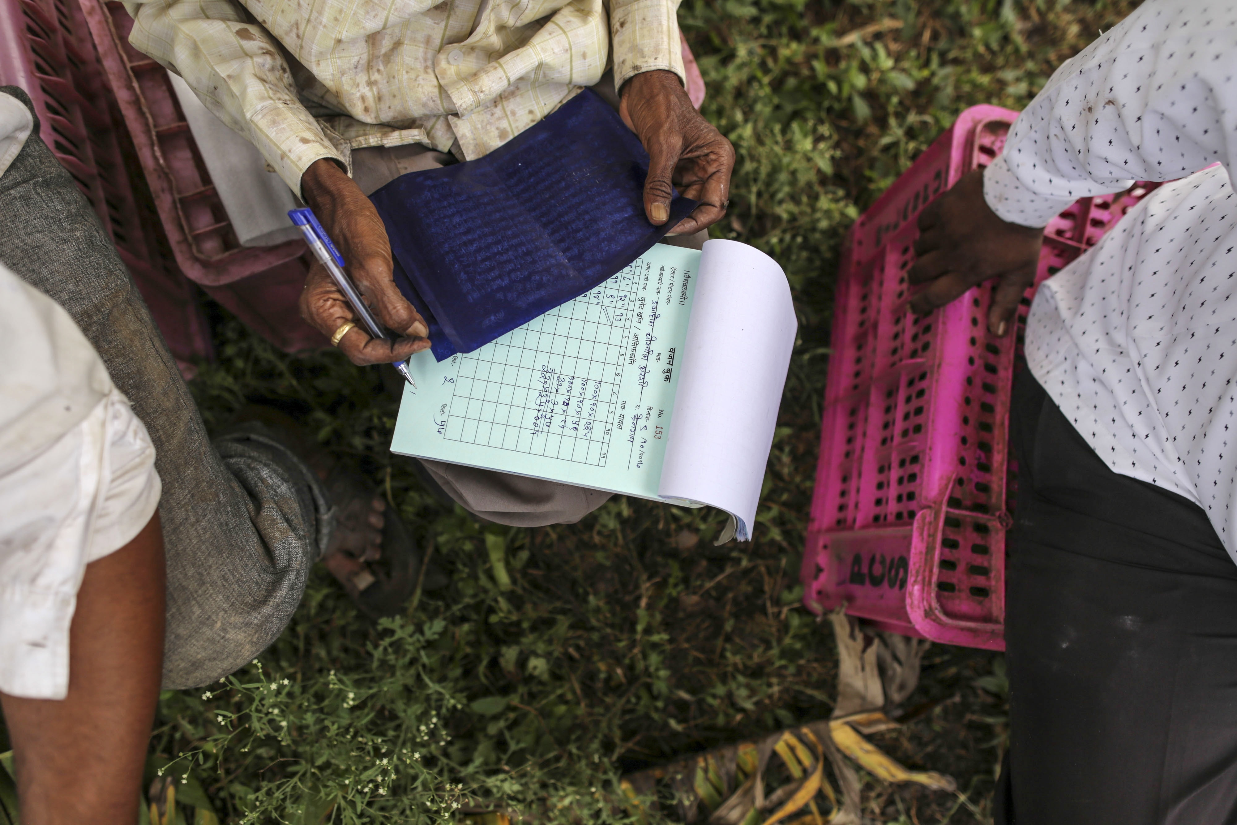 Maharashtra Loan Waiver: 100 Farmers Linked To Single Aadhaar Number