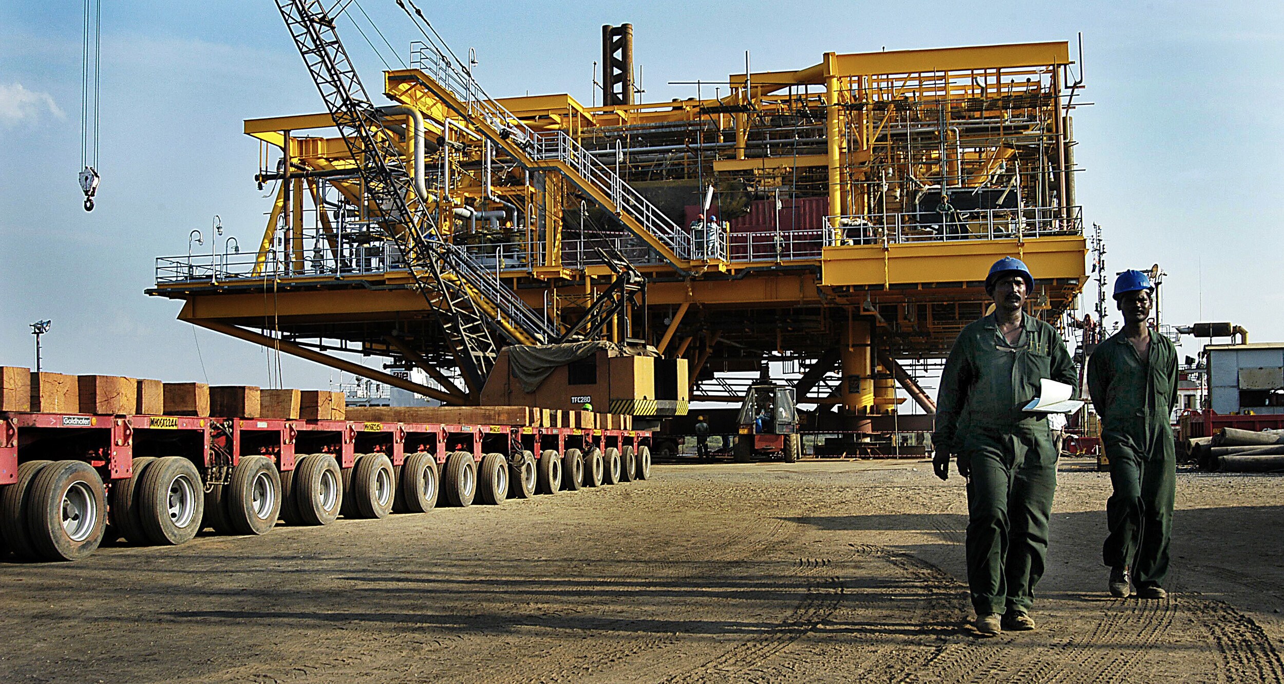 Government To Start Exiting  Larsen & Toubro Stake After 13 Years