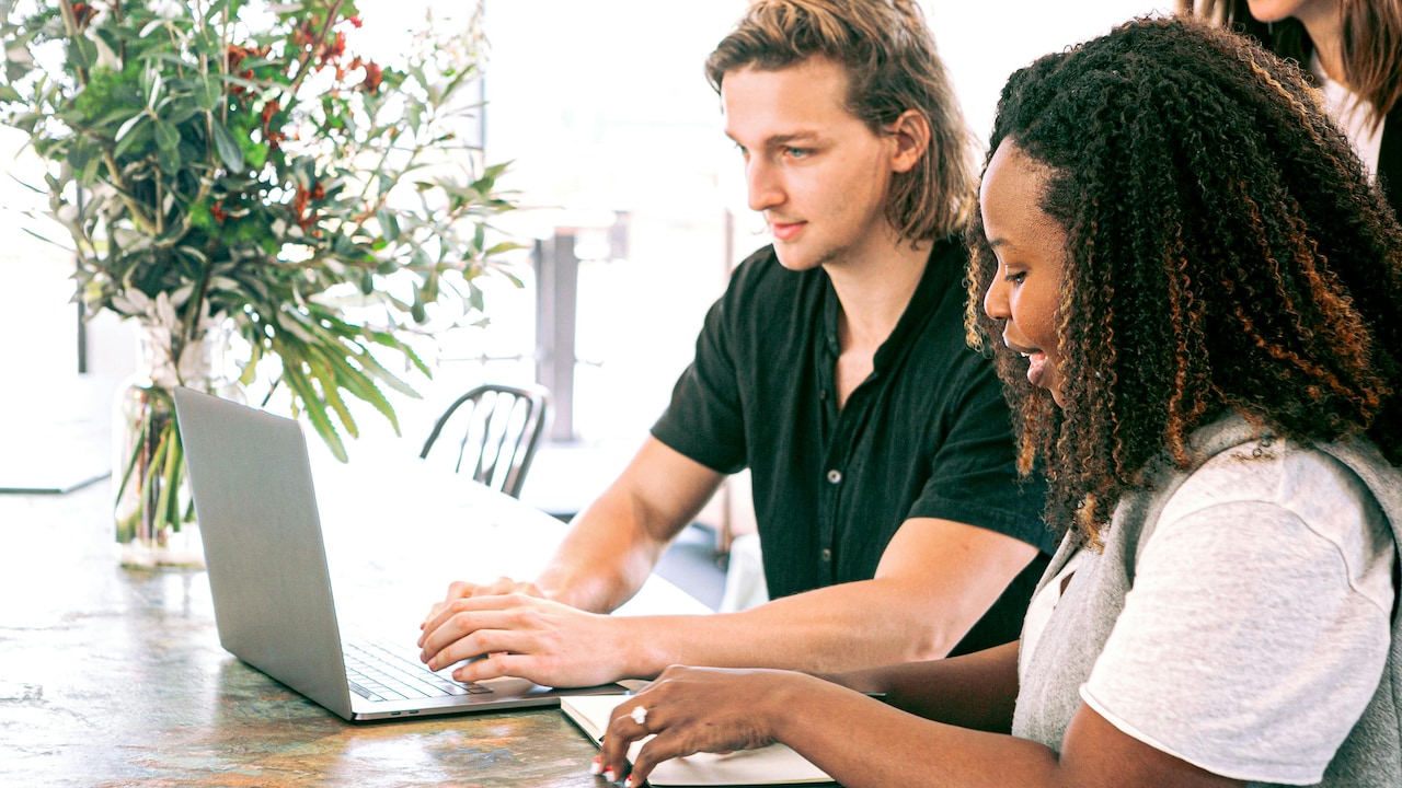 Laptop Buying Mistakes Beginners Make When Shopping Online