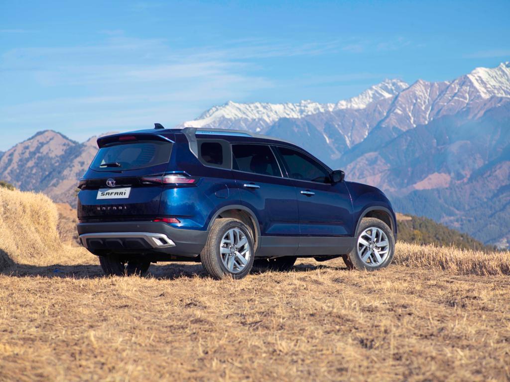 Analysts Bullish On Tata Motors&rsquo; Domestic Business Turnaround; Stock Gains