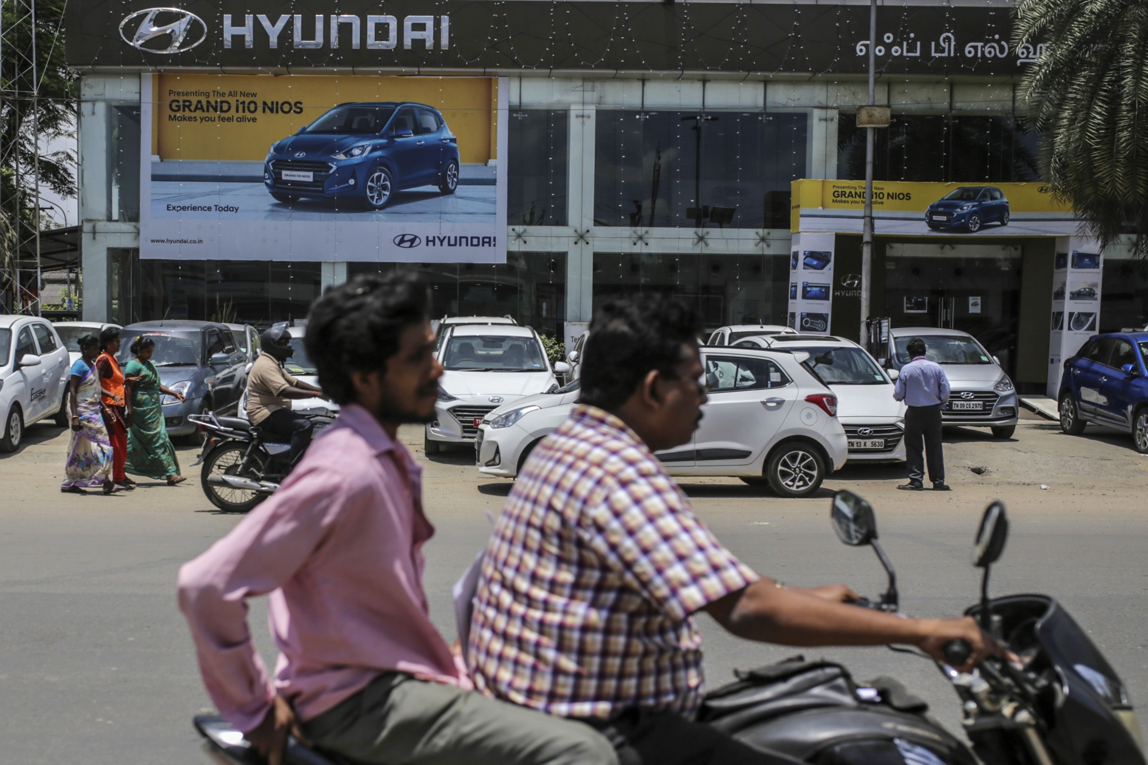 September Auto Sales: Tata Motors’ Sales Dip 50%; TVS Sales Fall 25.5%
