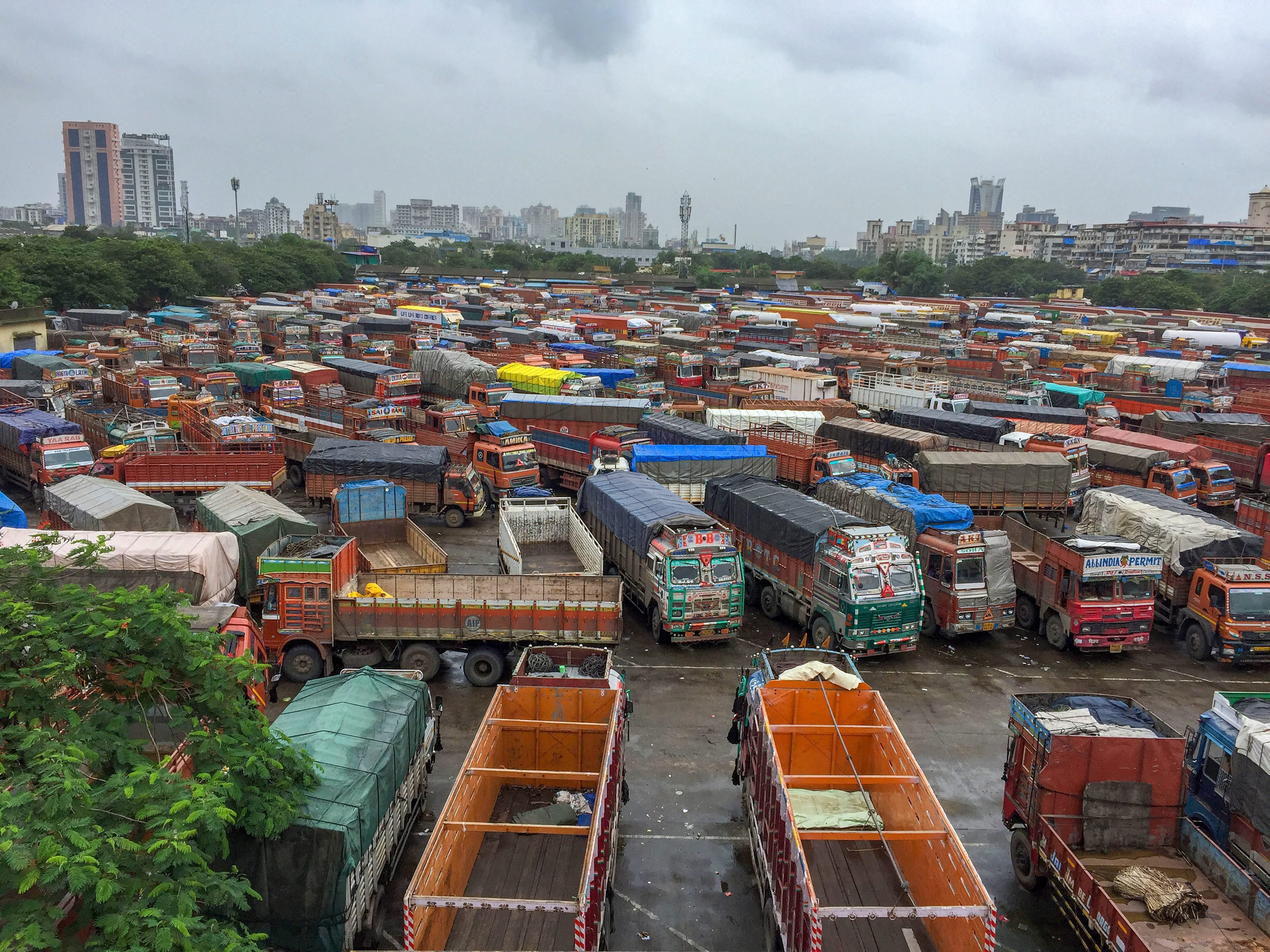 Truckers&rsquo; Strike Gets Mixed Response On Day Two