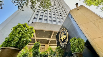RBI Says Banks Raised $56.85 Billion Under Forex Inflow Scheme