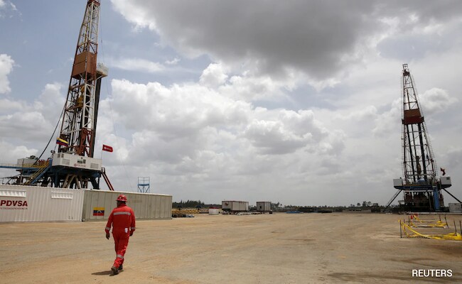 World's Largest Oil Reserves, Yet Venezuela's Energy Sector Collapsed