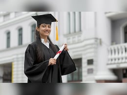 फर्जी स्कूल और यूनिवर्सिटी का कैसे लगाएं पता, ये है आसान तरीका