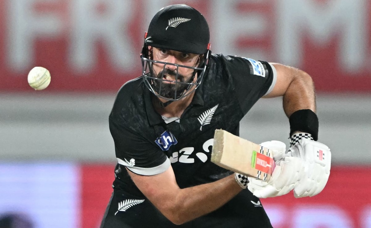 India vs New Zealand LIVE Score, 3rd ODI 2026: Gautam Gambhir Chats With Kuldeep Yadav As Daryl Mitchell Hits 50