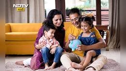 Parenting Tips: झोपण्यापूर्वी मुलांना विचारा 6 प्रश्न, Parenting Coachच्या टिप्स फॉलो करा, नाते होईल मजबूत