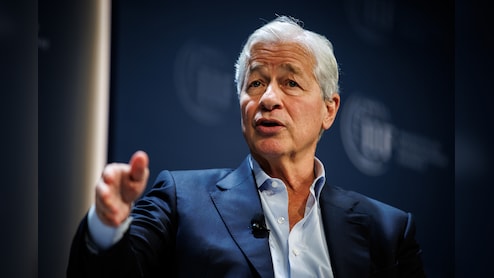 Trump Sues JPMorgan For $5 Billion Over Debanking Claims