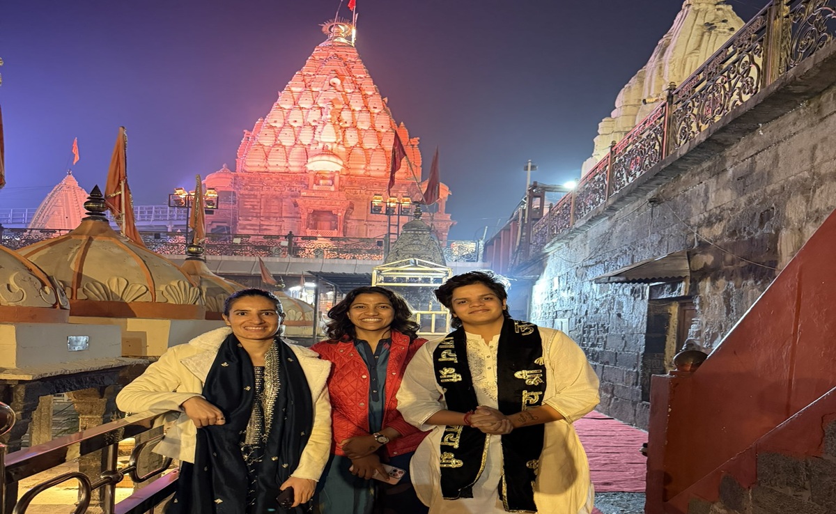 Mahakal Bhasma Aarti: नए साल पर भारतीय महिला क्रिकेट टीम ने की महाकाल भस्म आरती, ये प्लेयर्स रहीं शामिल