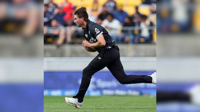 Zak Foulkes: जिस शर्मनाक रिकॉर्ड से भागते हैं दुनिया के सभी खिलाडी, वहीं अनचाहा रिकॉर्ड जैकरी फॉक्स के नाम जुड़ा