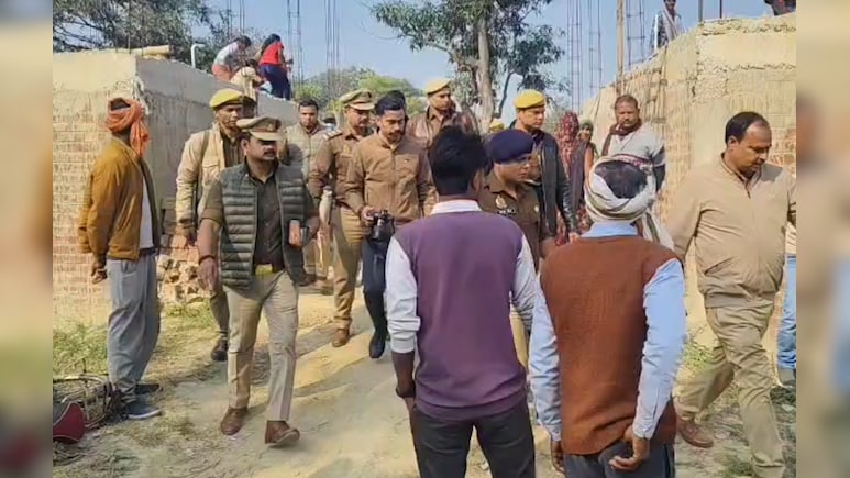 समलैंगिक रिश्ते में रोड़ा बन रहा था पति, पत्नी ने गर्लफ्रेंड के साथ मिलकर दे दी सुपारी