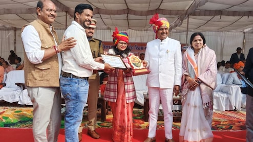 उत्कृष्ट पत्रकारिता के लिए NDTV के रिपोर्टर ईरफान, कुलदीप, अनिल और हिमांशु को गणतंत्र दिवस पर मिला सम्मान