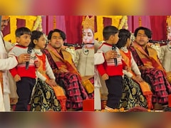 जरा हनुमान जी को बुलाइए मुझे मिलना है...धीरेंद्र शास्त्री से बच्चे की डिमांड, पापा की कर दी फील्डिंग सेट