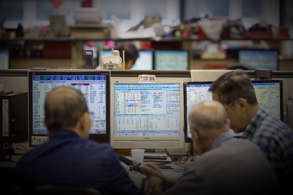 Nifty Stagnates On Lack Of Cues; Avenue Supermarts Gains 115% On Debut