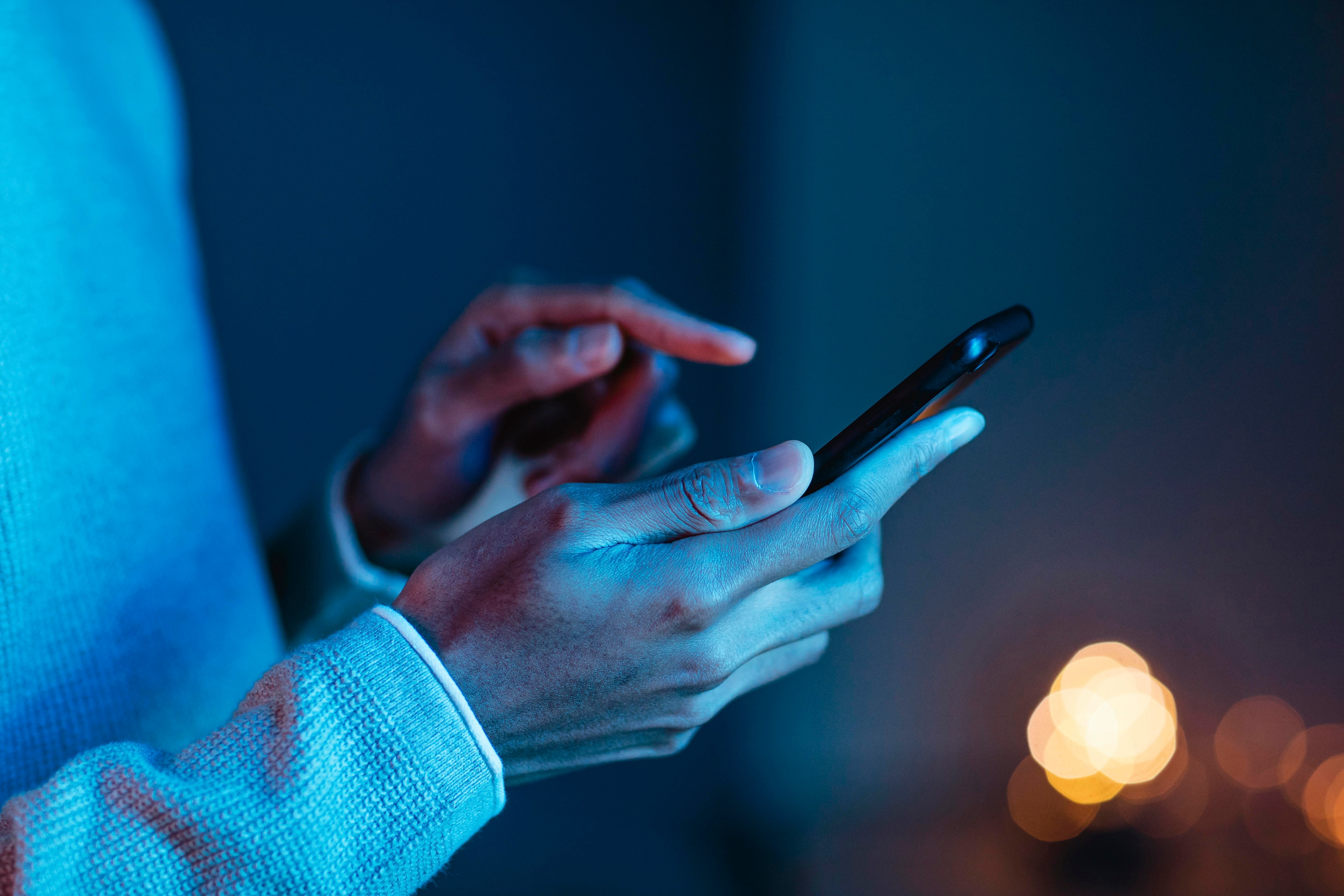 Electronics Body ICEA Welcomes Govt's Re-Think On Sanchar Saathi App