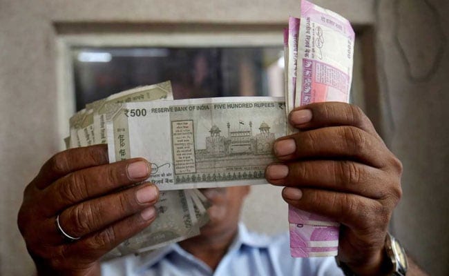 Rupee Closes Above 72-Mark Against Dollar For First Time In 2 Months: 10 Points