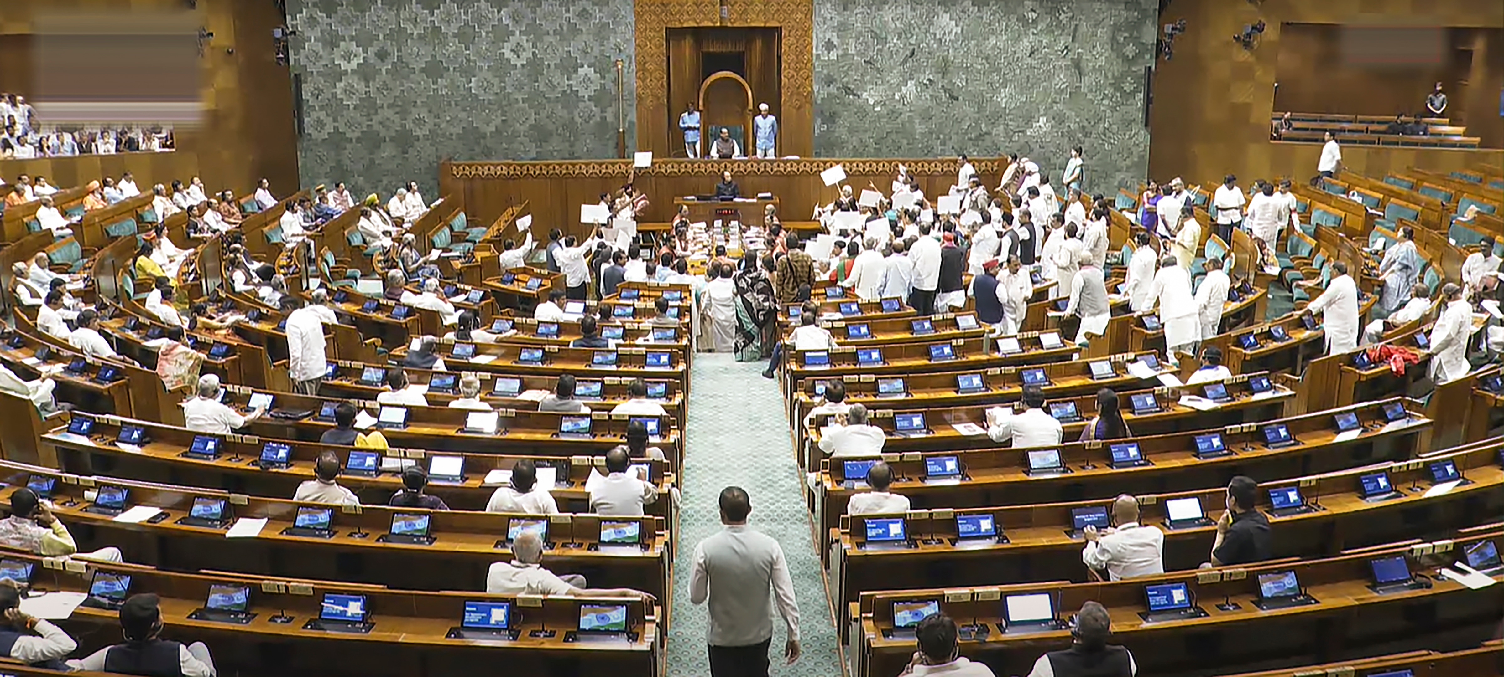 Parliament Monsoon Session Sees 26 Bills Passed In Lok Sabha And Rajya Sabha &mdash; Details Here