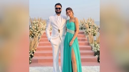 Kriti Sanon And Rumoured Boyfriend Kabir Bahia In A Pic From Nupur Sanon's Wedding. "No <i>Nazar</i>," Says Internet