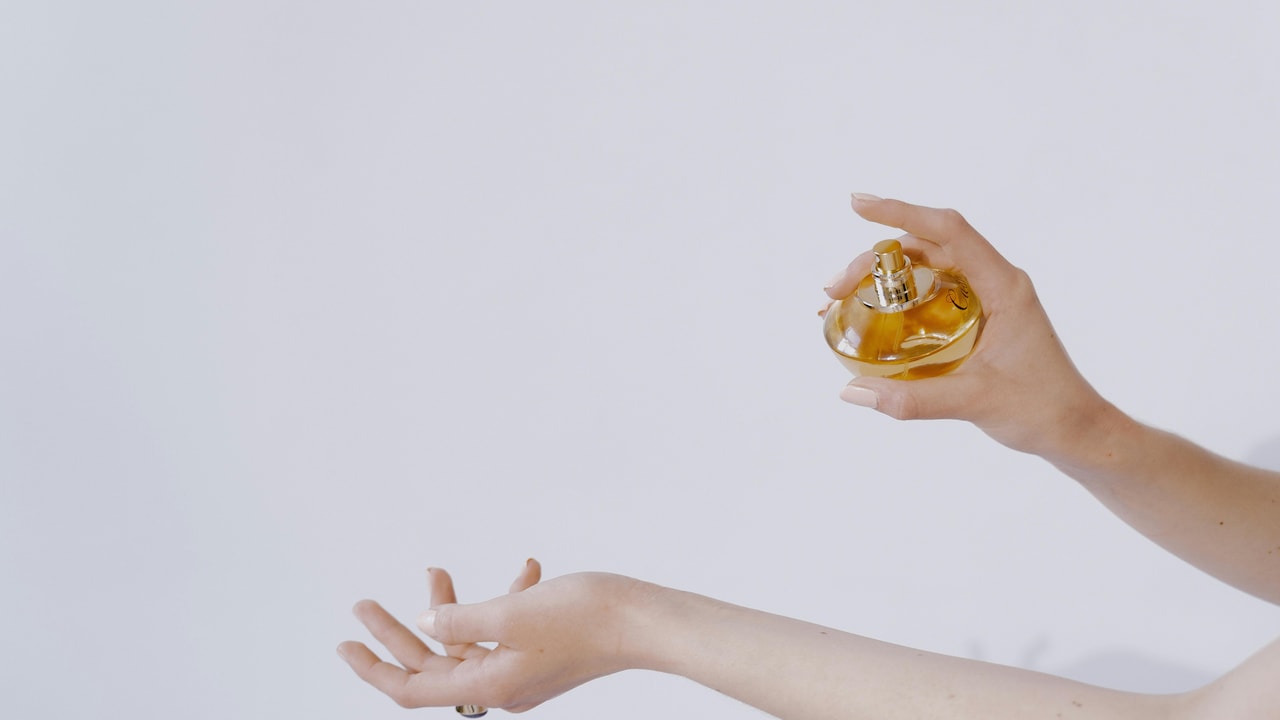 How Chemistry Affects Perfume: Why One Fragrance Never Smells the Same How Chemistry Affects Perfume: Why One Fragrance Never Smells the Same