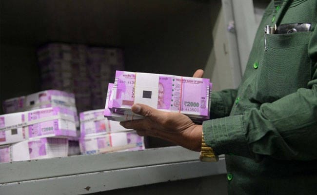 RBI Raises ATM Withdrawal Limits From Rs 4,500 To Rs 10,000 Per Day