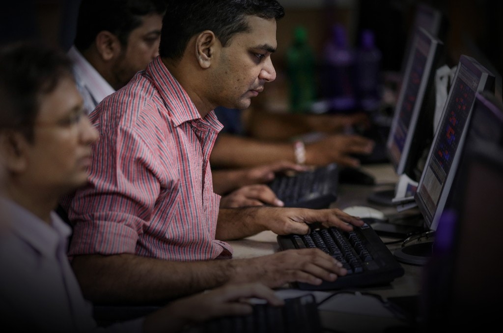 Sensex, Nifty Unmoved For Fifth Session; Tata Motors Drops After Earnings Miss