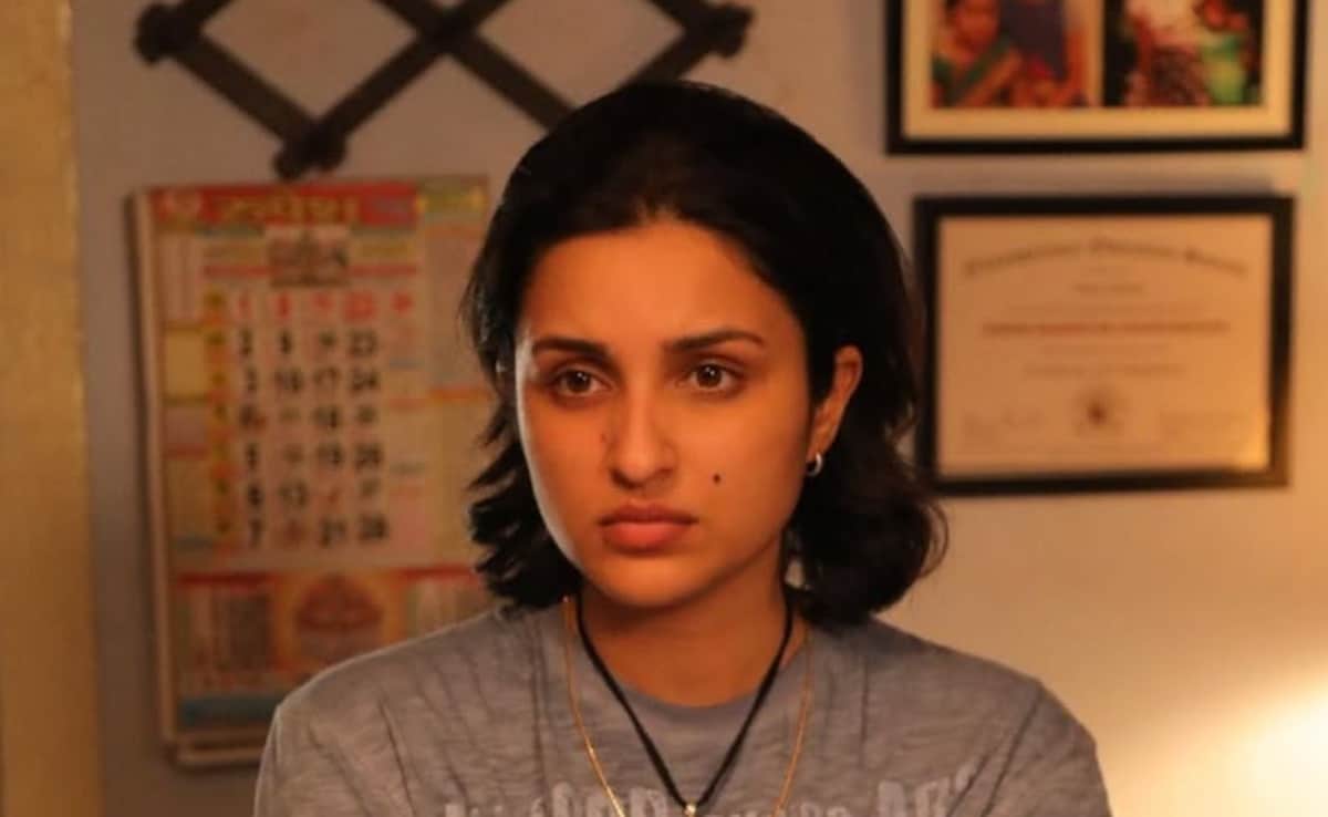 परिणीति चोपड़ा ने किया साइना नेहवाल को 'अनफॉलो'! बैडमिंटन प्लेयर की बायोपिक में किया था काम