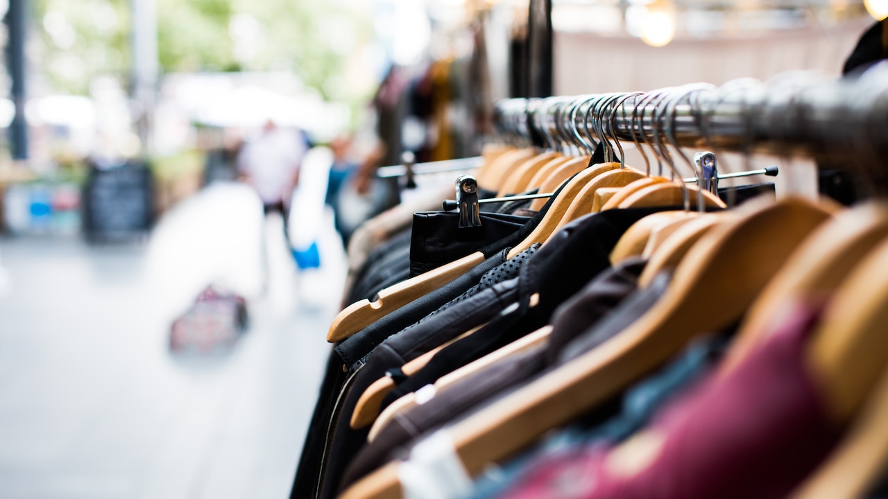 Shoppers Stop Q1 Results: Net Loss Narrows As Margins Improve, Revenue Jumps 11%