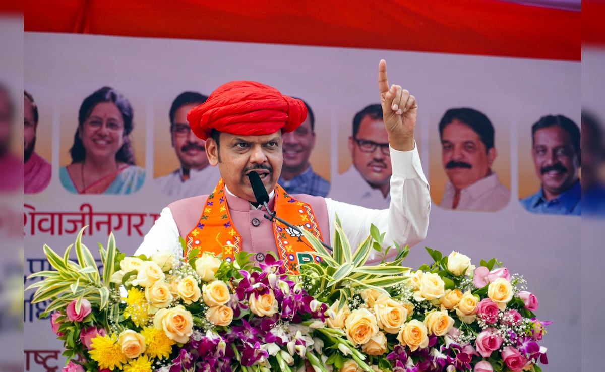 शिवाजी की टीपू से तुलना शर्मनाक...सपकाल के बयान पर भड़के CM फडणवीस