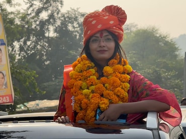 Success Story: 'जब तक सफलता नहीं, तब तक शादी नहीं...' एक संकल्प ने बदल दी मयंका चौरसिया की जिंदगी, 9वीं प्रयास में बनीं DSP