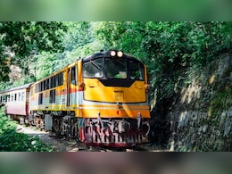 ये है भारत की सबसे लंबी ट्रेन, लंबाई जानकर दंग रह जाएंगे आप